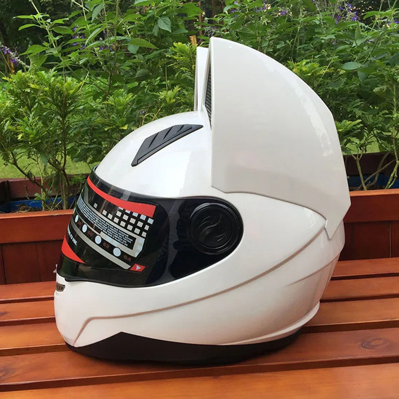 Bike helmet with cat ears